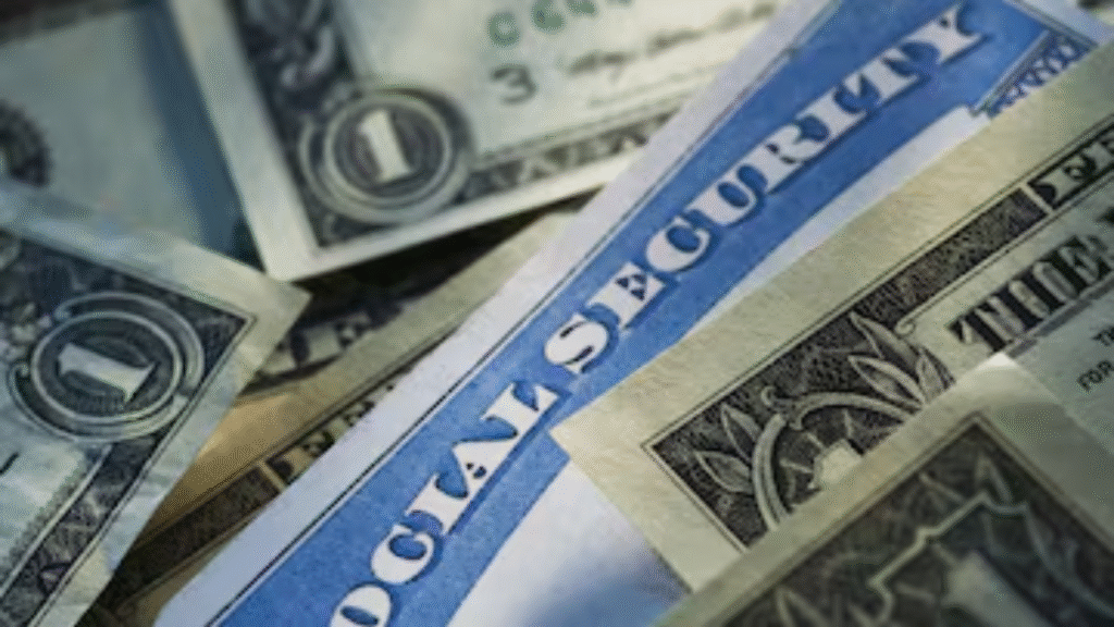 Who qualifies for the $961 Social Security payment on May 1st?